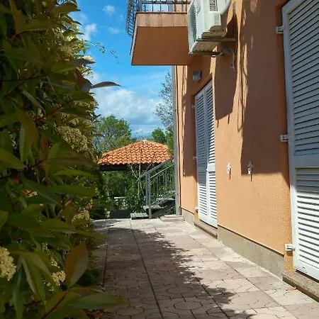Apartments Eden Jadranovo Exterior photo