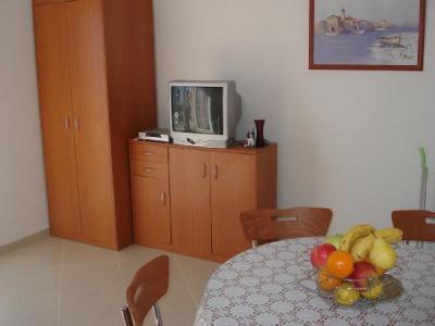 Eden Apartment